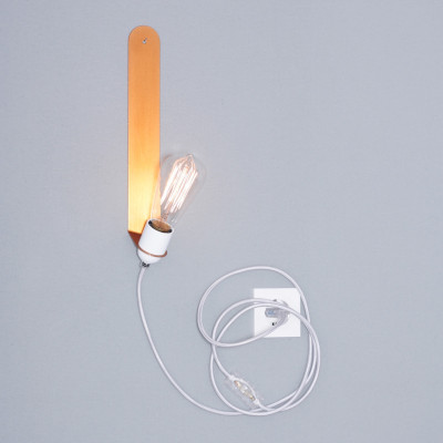 Wall lamp skipper