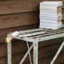 Skipper shelf sliding light in white