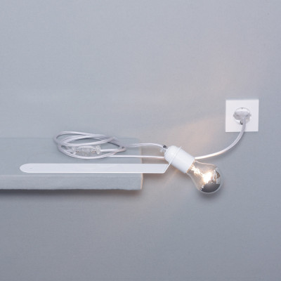 Shelf light in white